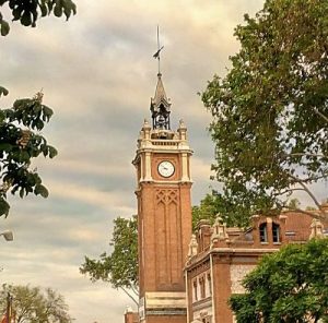 Madrid Quiz: La Casa del Reloj (the Clock House)