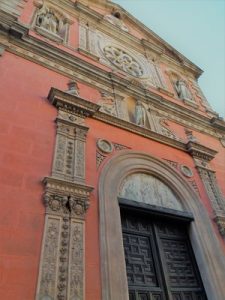 Madrid Quiz: fachade de la Iglesia de las Calatravas