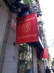 Tapas and restaurants n Madrid: sign of La Sanabresa restaurant